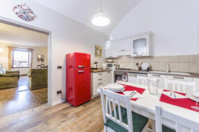 Maurizio House - near the Train Station